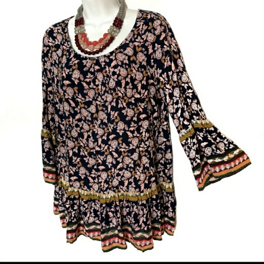 Suzanne Betro Floral Bell Sleeve Peplum Tunic XL